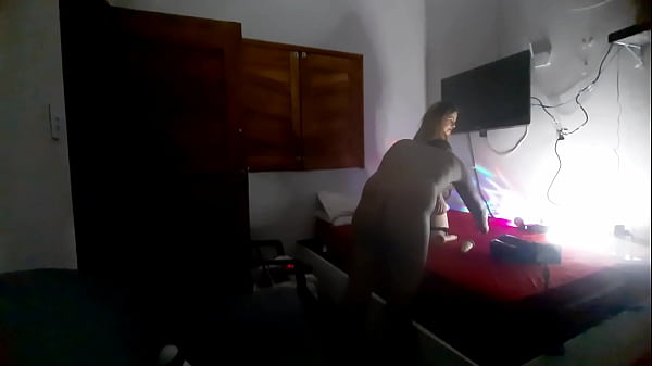 Vivi Guedez - Confiante, provocante, ela dominou a cena com movimentos intensos e olhar cheio de desejo. 