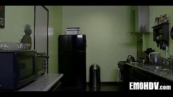 Nonton Emo Babe With Tats Gets Some Dick 317 thumbnail