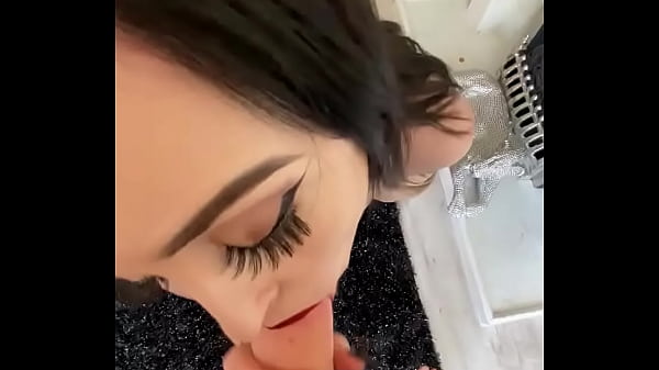 Play MP4 - Ellie Louise and alpha maleXxl He came all over my tits &excl;