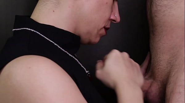 Handjob, then I cum on her necklace and sleeveless turtleneck 