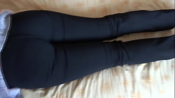 Nonton I Pull Down My Stepmother's Jeans To Masturbate And Cum On Her Big Ass, Of Milk thumbnail