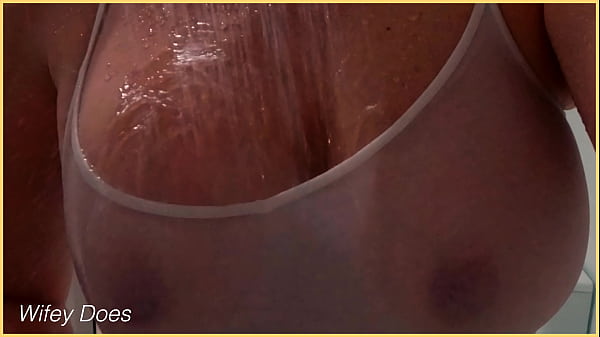 MILF perfect tits in wet shirt 