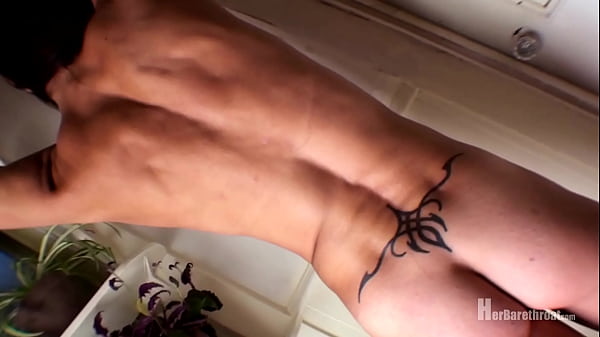 Pixie poses hip and tummy 