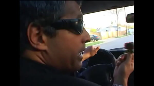 Play MP4 - Muscular stud eats pussy of slim beauty with ponytails and then she gives a deep blowjob before a hot fuck