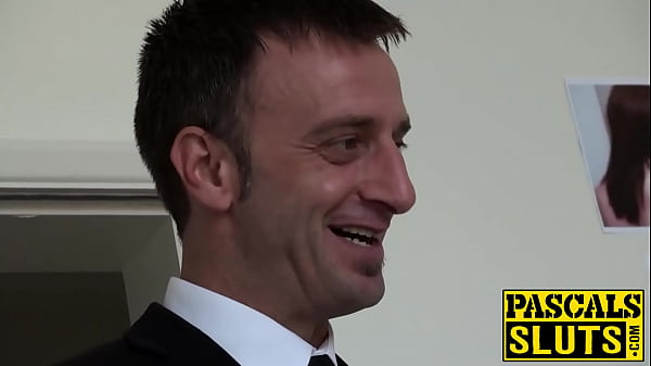 Nonton Cute Brunette Babe Vivienne Solo Time thumbnail