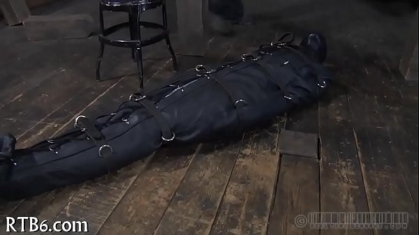 Angel likes b pleasuring 