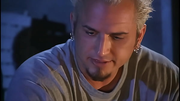 Nonton Britney Stevens Sits On Her Couch Next To Her Black Lover, Feeling His Cock Getting Hard,... thumbnail