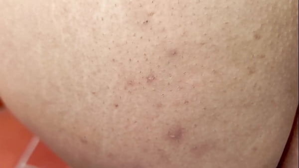 Play MP4 - ENCUENTRO UNA DESCONOCIDA ORIANDO EN LA CALLE Y LE METO LA VERGA DIRECTO AL CO&Ntilde;O MEADO HASTA INUNDARLA DE SEMEN