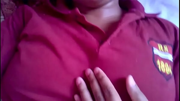 Novinha tocando siririca_gostosa