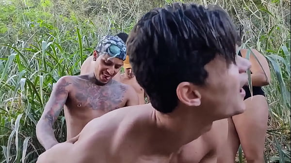 Orgia Na Trilha Da Praia Do Abric&oacute; 2 thumbnail