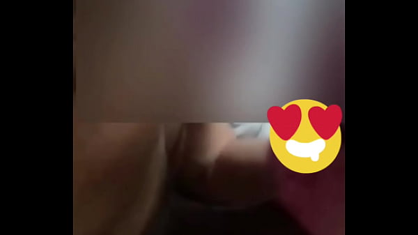 Adoro sentir a garganta cheia 