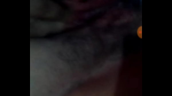 Play MP4 - Chilena anciosa todos se la comen&period; agregame te paso su numero