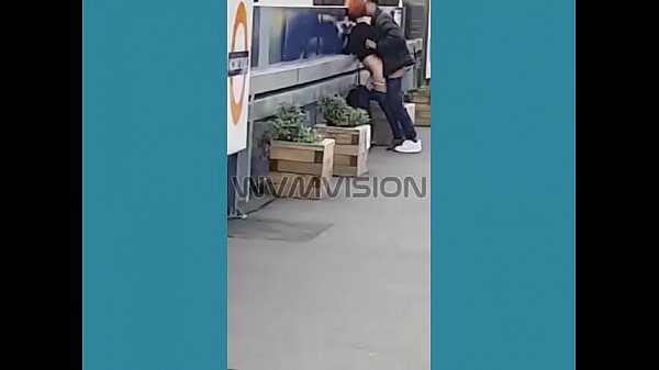 Play MP4 - Hackney Downs  man clarting fucking at train station WVMVISION