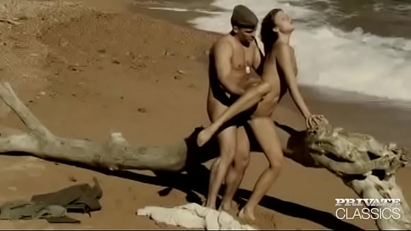 Monika sweetheart and private ribas at the beach 