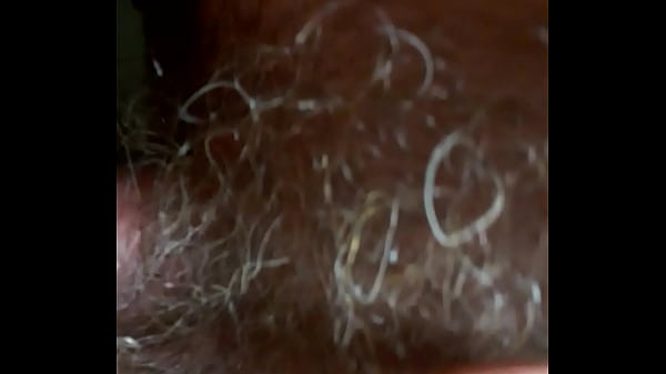 Play MP4 - Mi fa una mezza sega e poi le vengo tutto in bocca