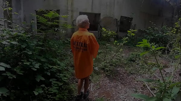 Nonton Hot Blonde Deepthroat And Ass Fucking After Escape Until Cum On Face thumbnail