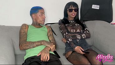 MEU CUNHADO N&Atilde;O MUDA SEMPRE QUE VEM ME VISITAR ROLA UMAS PUTARIAS ESCONDIDO 