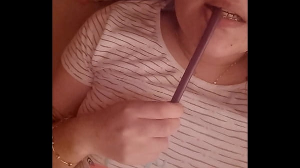 Disfrutando del caramelo antes de comerlo