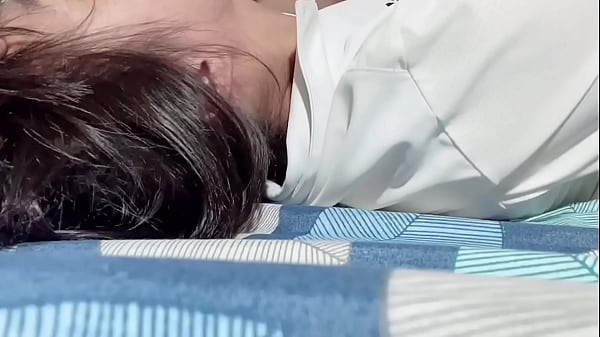 Play MP4 - C&ocirc; em họ l&acirc;u ng&agrave;y chưa &dstrok;ược th&ocirc;ng