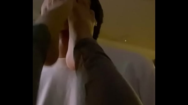 Slave worships his Asian mistress s_feet