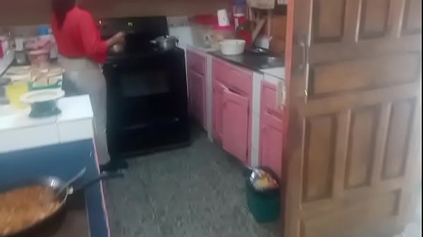 Stepmom was finishing cooking and i took her to the bedroom to suck her pussy 