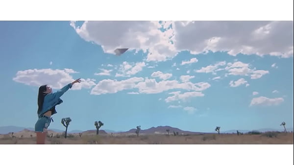 Loona insane lesbian 