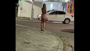 Reencontro com fa na balada O safado me fez mamar no meio da rua em frente ao bar lotado