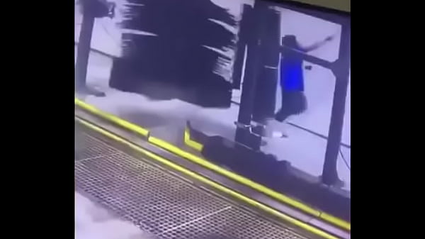 Nonton Vc Possui Alguma Habilidade thumbnail