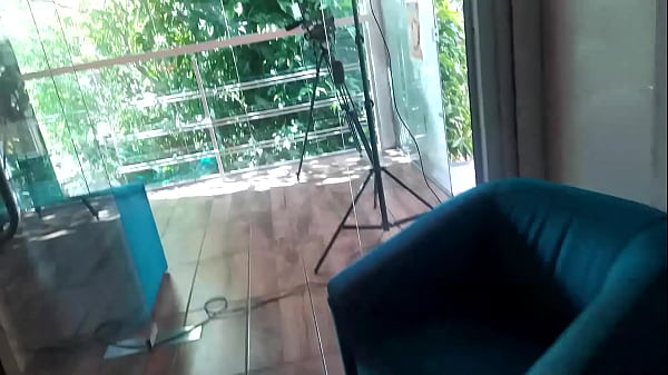 Nonton A Carioca Veio Pro Sul Experimentar Um Ga&uacute;cho thumbnail