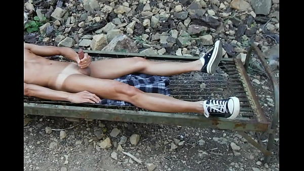 Outdoor Wanking On A Bedframe thumbnail