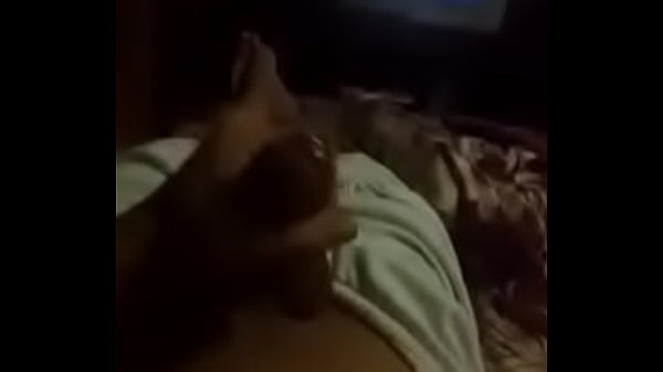 Argentino rico se da la paja 