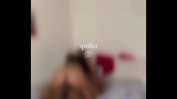 Sexo matinal com o amigo do marido quase ele pega no flagra link abaixo 