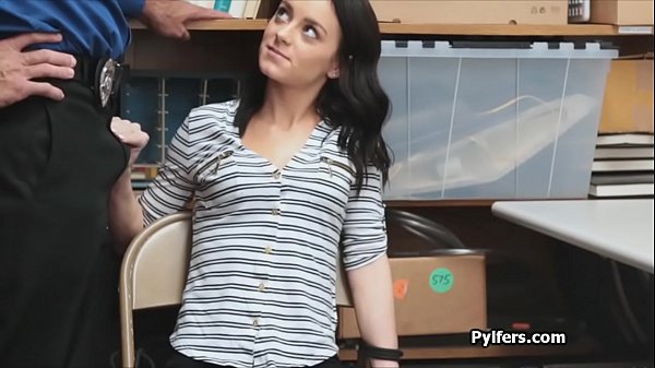 Teen thief loves the security guards_fat cock