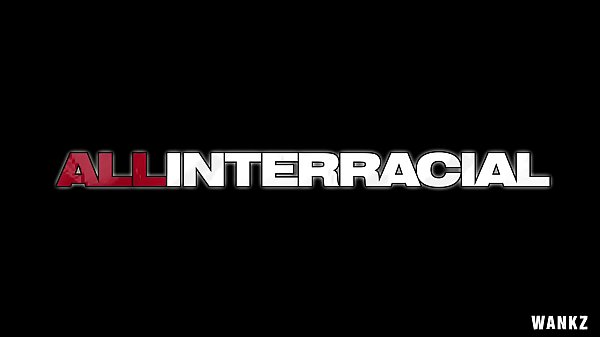 Nonton Wankz- Busty Tattooed Angel Mariah Gets Stretched thumbnail