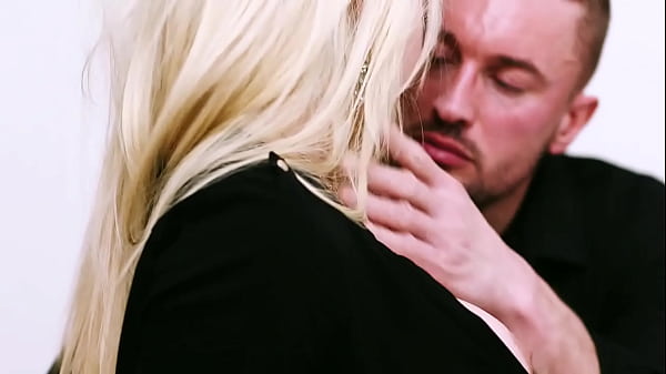 Play MP4 - Her Sweet Addiction Soft - Women Who Love to Get Fucked Sc1