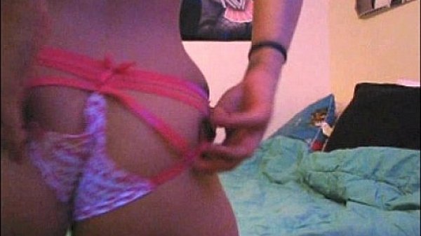 Sexy Teen Booty Dancing In Panties White Girl thumbnail