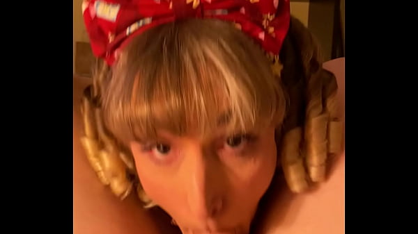 Play MP4 - Ts bunny &lpar; TsbunnyTx &rpar; cute adorable white transsexual trap with frilly bow sucks white guy tsbunny&period;com bbbj