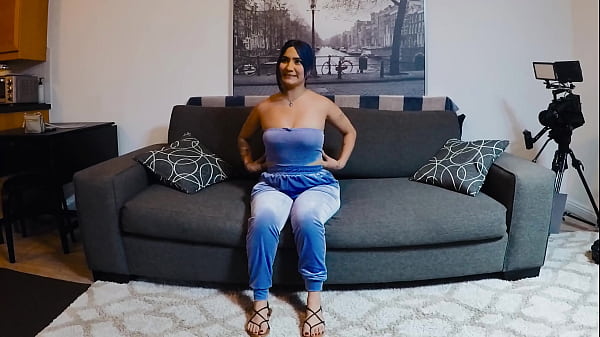 Nonton Big Booty Latina Takes Cock In Her Ass For The First Time On Camera thumbnail