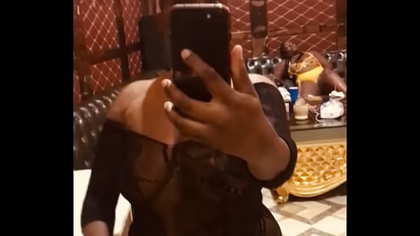 Nonton Shaking That Sweet Body thumbnail