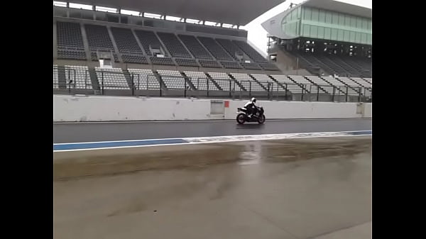 認証動画