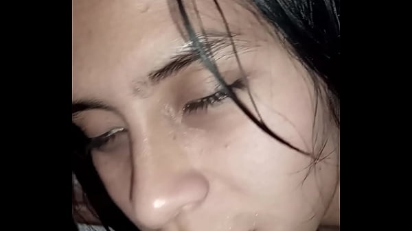 Play MP4 - Me encanta sacarle la leche y que me folle profundamente