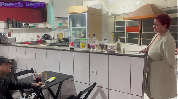 Pamela sagaz fode gostoso dentro do seu bar voc&ecirc; gostaria de foder ela na mesa de sinuca 