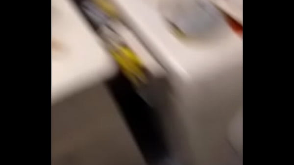 trim.D30C9892-3D8A-4A7F-B776-A33F0F4E6D91.MOV 