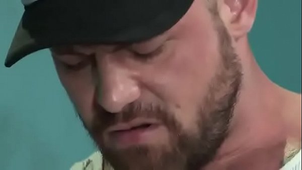 Play MP4 - gay sex in the bathroom