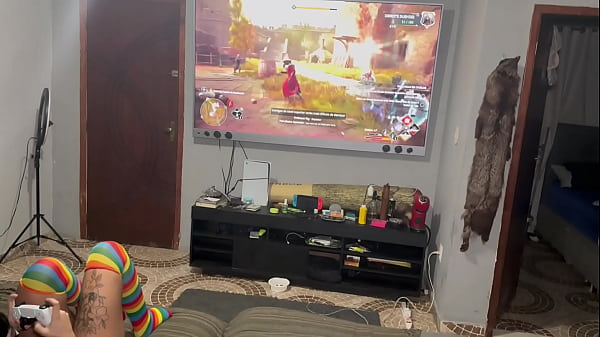 Nonton Chamei A Nerdzinha Pra Jogar Um Ps5 E Ela Quis Mesmo Me Dar A Buceta. thumbnail