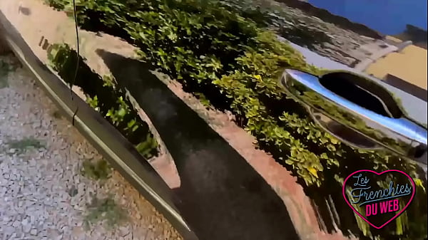 Nonton Maya, Bombe Sulfureuse, Se Fait Bien D&eacute;monter thumbnail