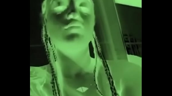 Nabrisaposta vídeo pelada