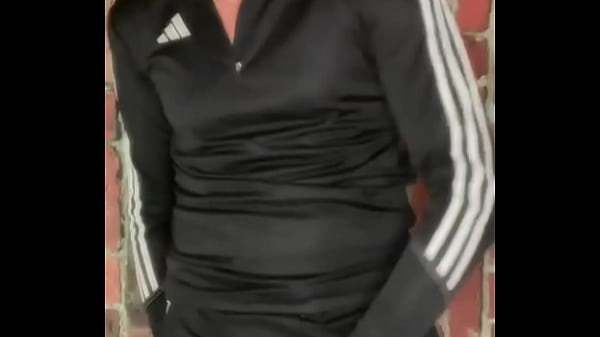 J&rsquo;ai chaud rt si tu veux pomper #gaysuck #gayfuck #hotboy 