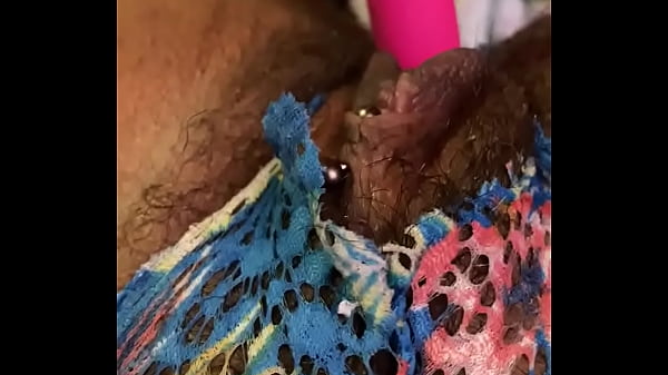 Look at Butterscotch’s Pussy gets Fucked, Toyed n Squirts