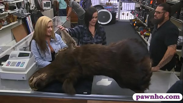 Lesbian couple fucking withpawn keeper